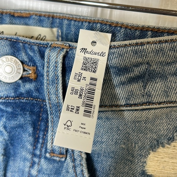 Madewell NWT Curvy Perfect Vintage Distressed Jeans Women's 24 #NC352 - Picture 7 of 11